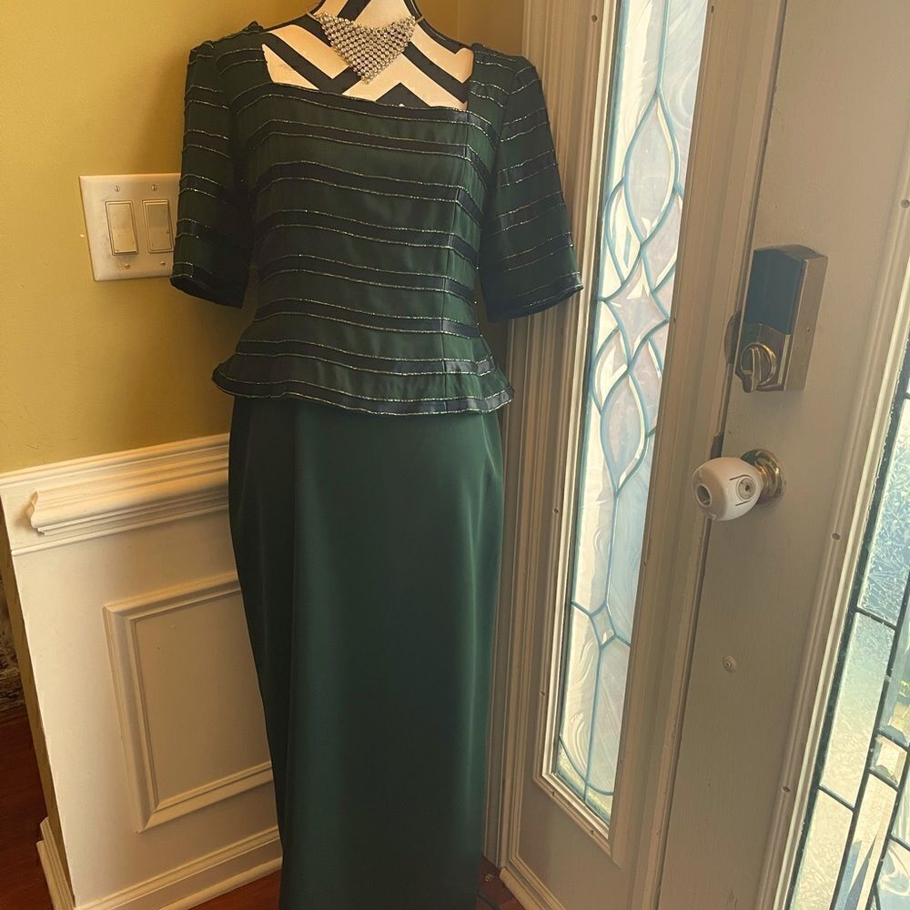 Marie St.Claire  Formal olive green Gown with satin ribbons &beads accents SZ14